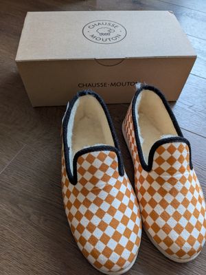 Paire de charentaises de marque CHAUSSE MOUTON