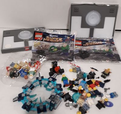 Lot de figurines LEGO