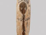 une image représentant une sculpture en bois représentant un poisson