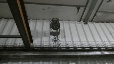 - 3 Chauffages à air pulsé STANLEY (fixés au mur : à démonte…