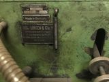 a machine that is sitting on a table in a room