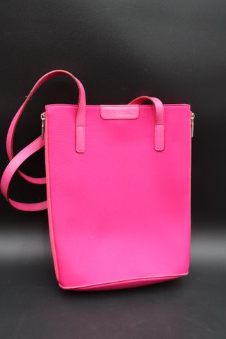 LANCEL – Petit sac longues brides cuir et toile rose. Bon état 