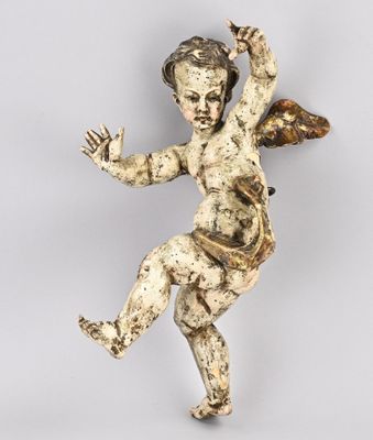 une vieille statue représentant un ange tenant une batte de baseball sur un fond gris