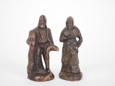 Paire de sujets en bronze, "pêcheur et paysanne"'. - Photo 1
