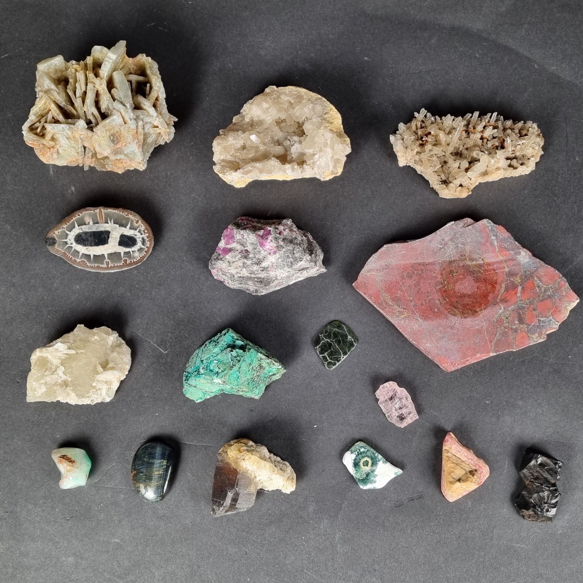 Objets d'art & Curiosités