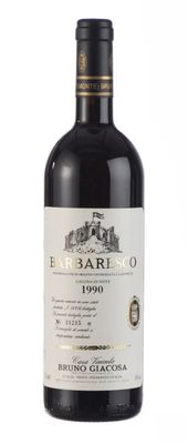 une bouteille de vin rouge avec une étiquette dessus