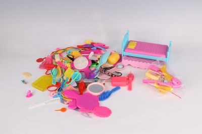 Lot d'accessoires pour Barbie