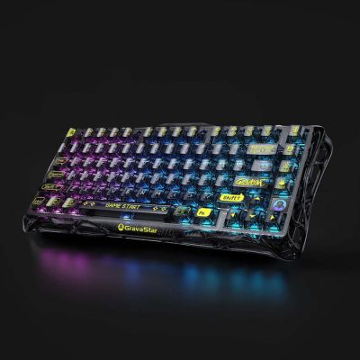 un gros plan d'un clavier posé sur une surface noire