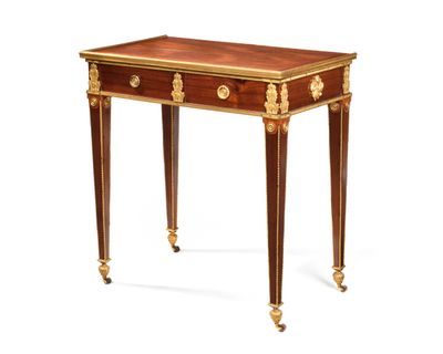 an image of a small table with a drawer on top of it