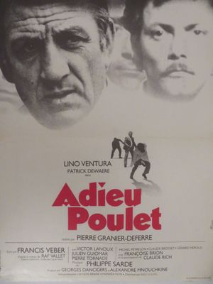 une vieille affiche de cinéma représentant un homme et une femme en couverture d'un magazine