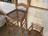 a chair and a chair that are next to each other
