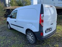 RENAULT KANGOO 1.5 - Genre : C… (photo 4)