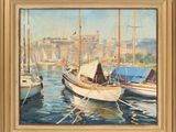 une peinture à l'huile représentant des bateaux dans un port, avec une ville en arrière-plan