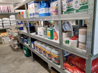 Stock de produits neufs : - Photo 1