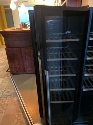 an image of a refrigerator that is in a kitchen