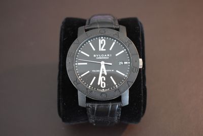 a watch that is sitting on top of a table