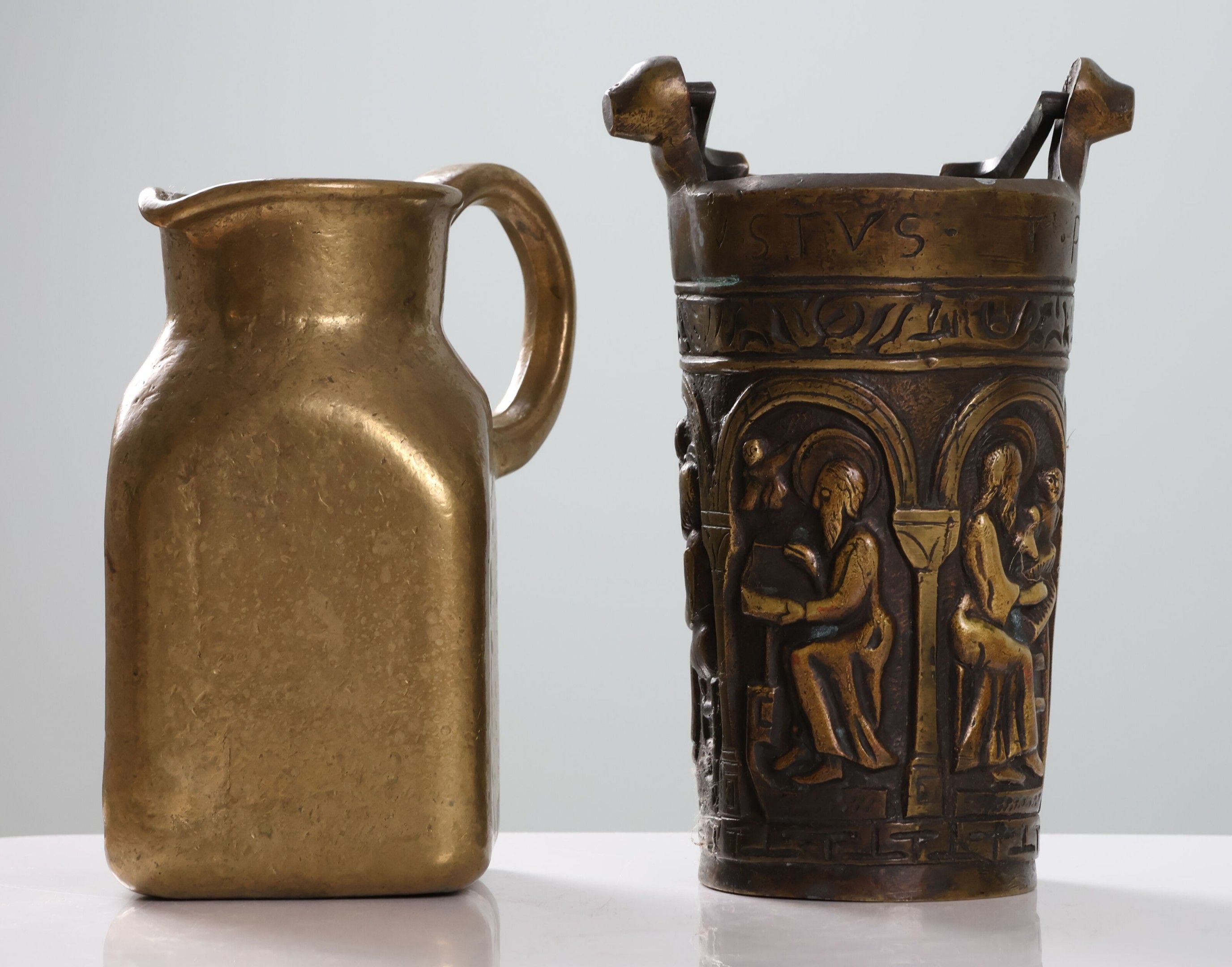 Objets d'art & Curiosités