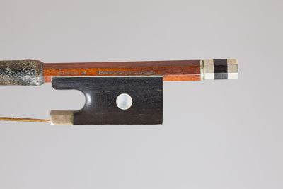 Archet de violon de Pierre MALINE, fait vers 1920, signé "Fe…