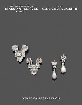 la couverture du livre, sur laquelle figurent une paire de boucles d'oreilles et une paire de boucles d'oreilles