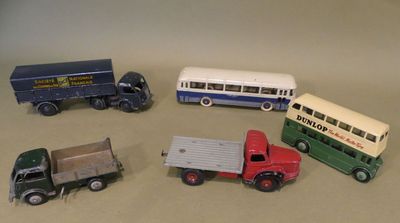 Dinky Toys – Camion Militaire BROCKWAY N2 – Châssis Avec Plot – Brun – Métal – Occasion