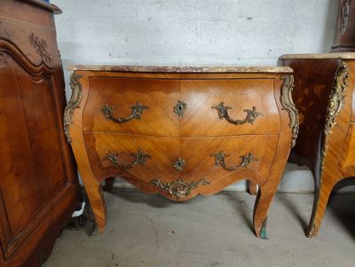 pair of french louis xv style commodes or commodes