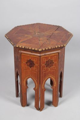 guéridon en placage, Afrique du Nord (acc.