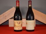 deux bouteilles de vin posées l'une à côté de l'autre sur une table