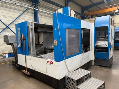 une image d'une machine dans une usine