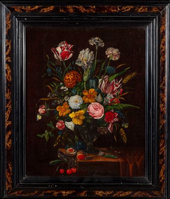 tableau représentant un vase de fleurs posé sur une table dans une pièce sombre