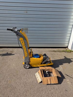 Décolleuse de revêtement de sol DIAMATIC BS-110