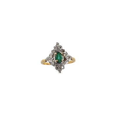 Travail français du début du XXe siècle Bague marquise en or…