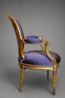 Suite de quatre fauteuils cabriolet en bois mouluré, sculpté… (photo 5)
