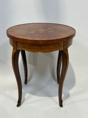 Petit guéridon circulaire en bois et placage à décor de fleu… - Photo 1