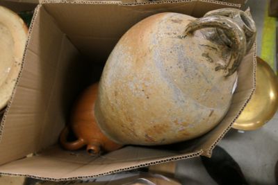 une boîte contenant de la nourriture