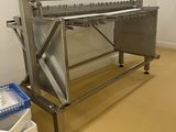 une image d'une machine qui se trouve dans une pièce