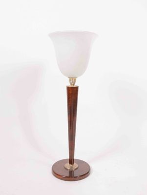 Dans le goût de MAZDA Editeur LAMPE A POSER en bois, le fut …