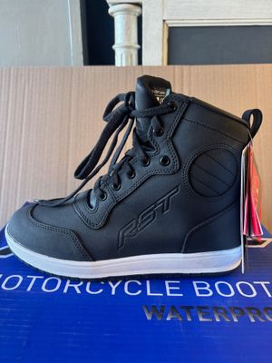 Bottes moto femmes RST HITOP - taille 38 - apparemment neuf issu d'un  - Photo 1