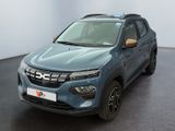 vue de face d'un SUV bleu garé dans un showroom