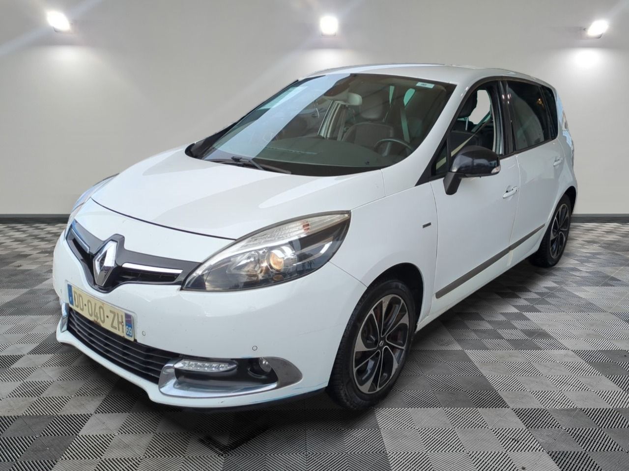 RENAULT - SCENIC DCI 110 ENERGY FAP ECO2 BOSE EDITION - GO -…