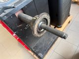a machine that is sitting on top of a pallet