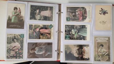 Album avec environ 400 CPA Fantaisie sur le thème du 1er avril