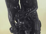 une image représentant une statue de deux femmes et d'un chien