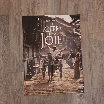 LA CITE DE LA JOIE 1992 Environ H 80 cm L 60 cm