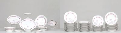 Paul PASTAUD, Limoges. Partie de service en porcelaine blanc…