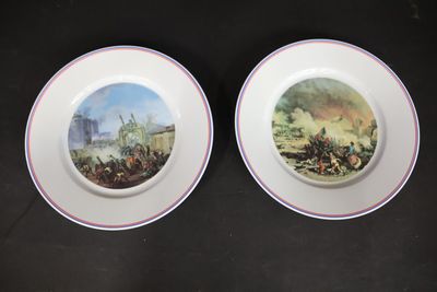 LIMOGES 2 assiettes en porcelaine de Sologne à décor de la P…