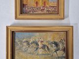 deux tableaux encadrés représentant des chevaux et des jockeys accrochés au mur