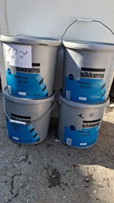 Lot de 4 seaux de peinture de façade de la marque Sikkens, D…