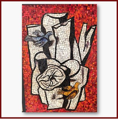 un tableau représentant un oiseau perché sur une œuvre d'art