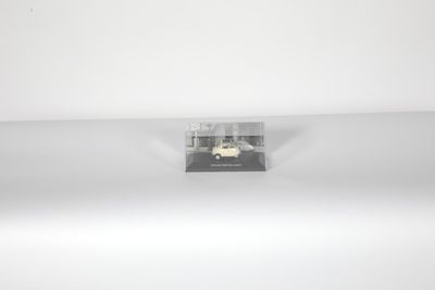 an image of a small display case with a car in it