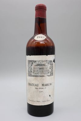 l'image d'une bouteille de vin portant une étiquette